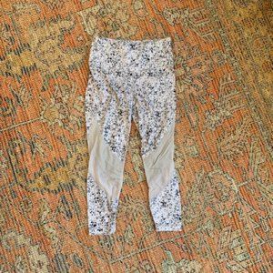 Athleta Salutation 7/8 leggings